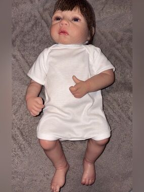 Hoomai Reborn Baby Girl Unknown But She’s Super Cute! 18” Long